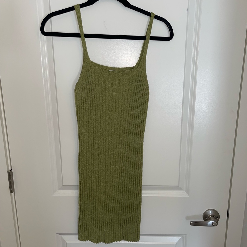 Green dress perfect for summer